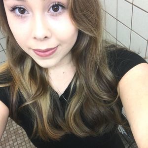 Meet your Posher, Brittnie